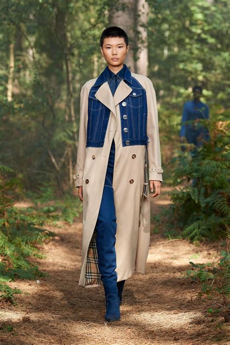 burberry spring summer 2020 vogue|burberry collection 2021.